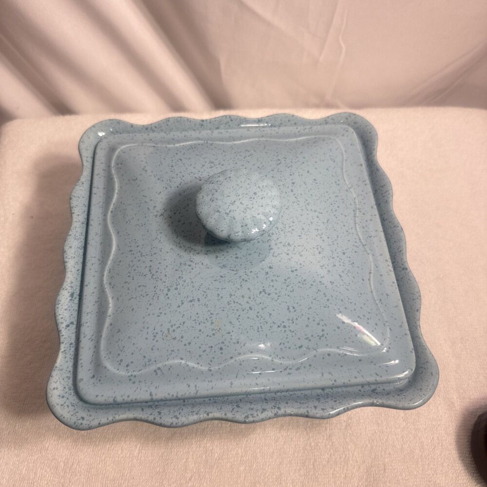Paula Deen Pacific Blue Fluted Edging W/Lid 2.Quart Square ￼Casserole Dish